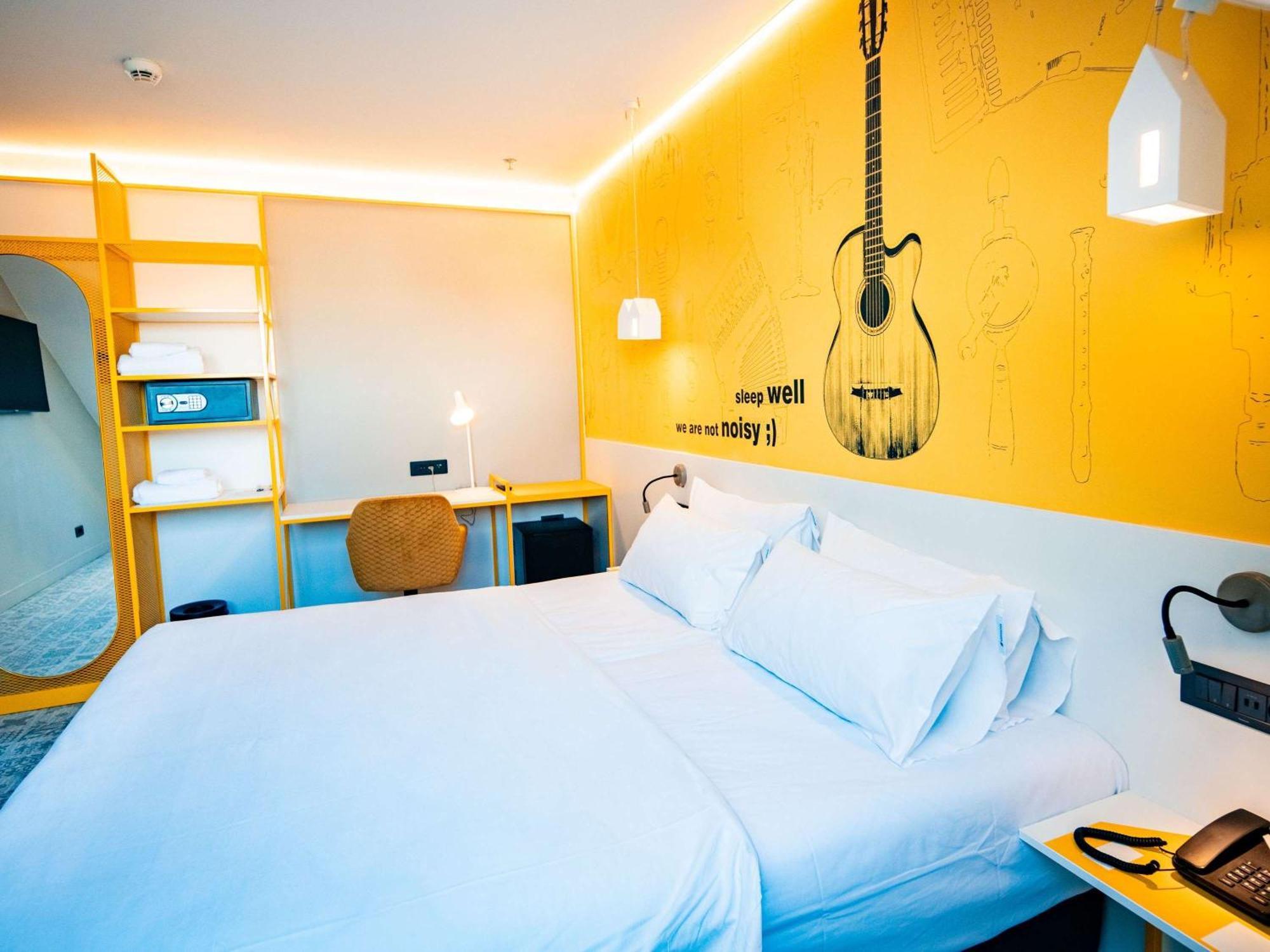 Ibis Styles Sibiu Arsenal Otel Dış mekan fotoğraf