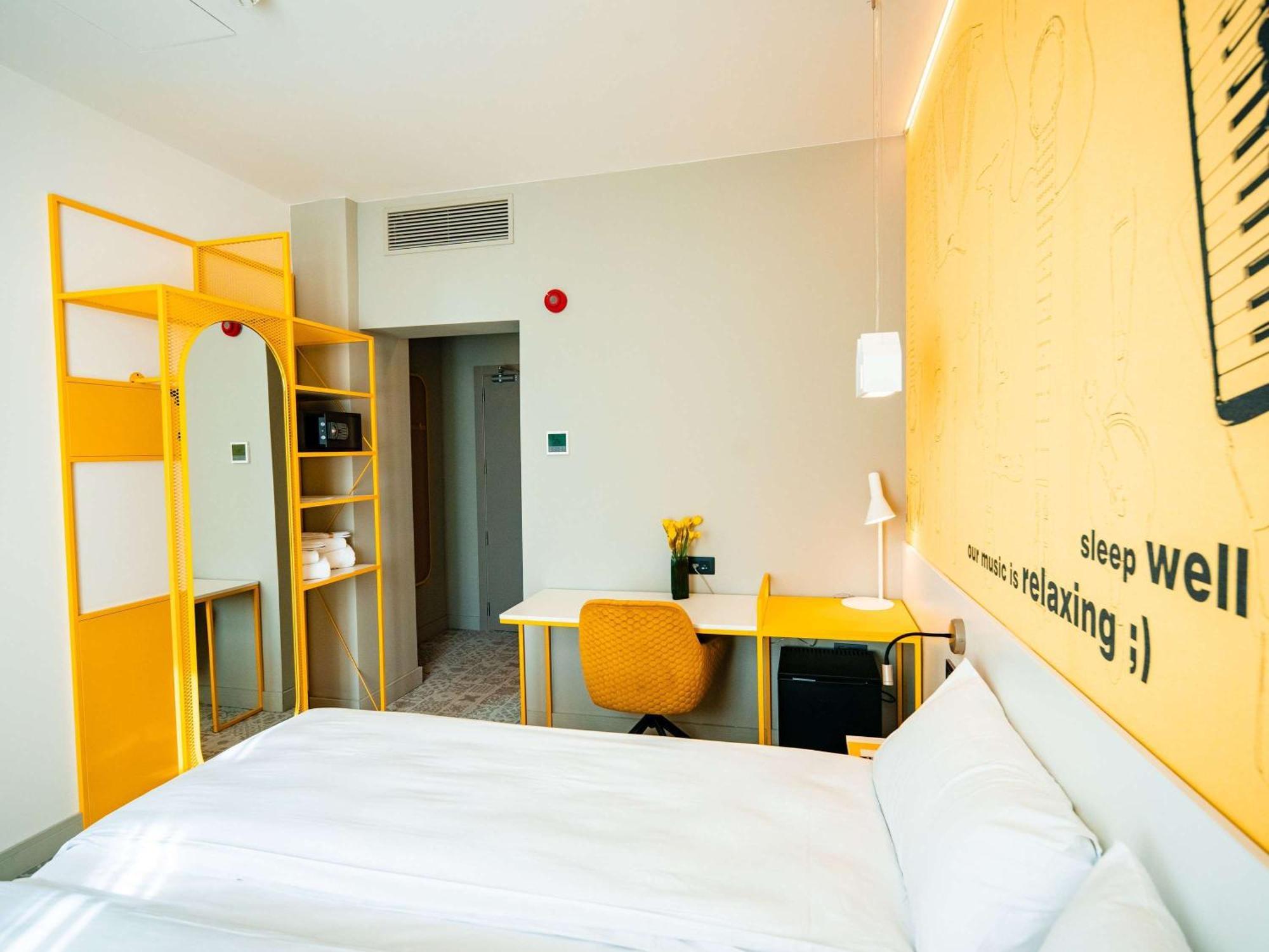 Ibis Styles Sibiu Arsenal Otel Dış mekan fotoğraf