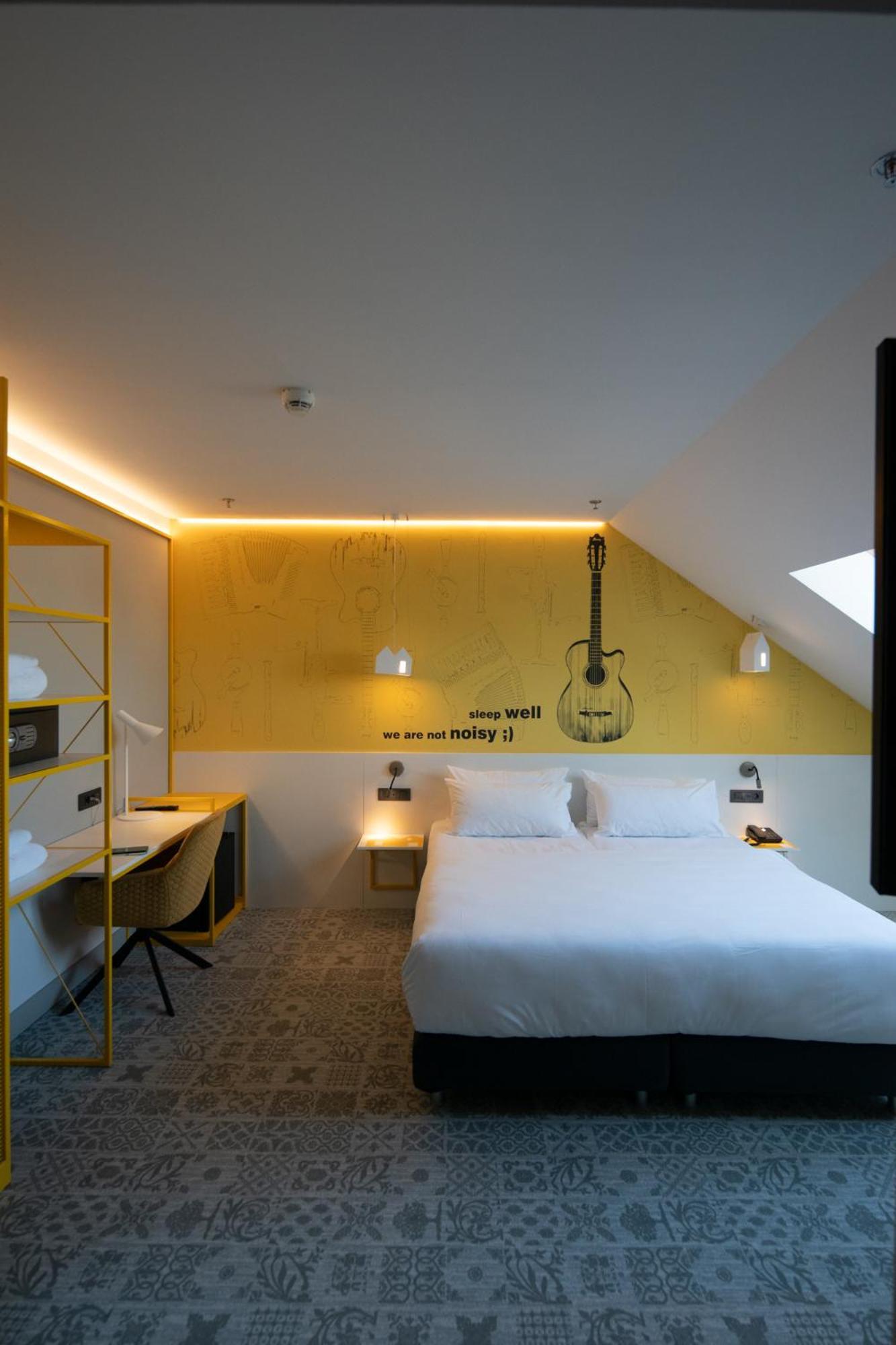 Ibis Styles Sibiu Arsenal Otel Dış mekan fotoğraf